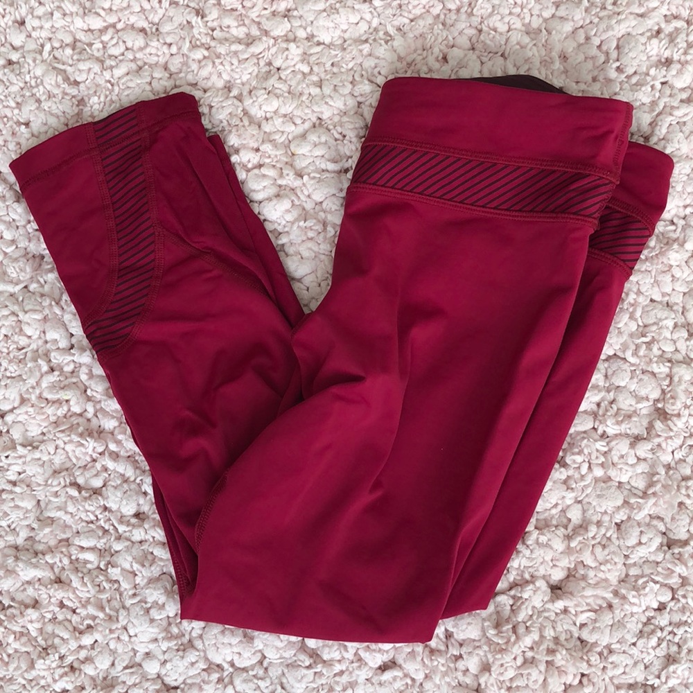 Lululemon inspire crop!